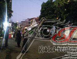 Satpol PP Bubutan Hentikan Pemasangan Kabel FO My Republik Tak Berizin di Surabaya