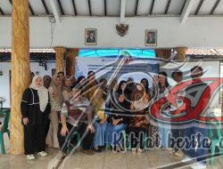 Pelatihan FEB Unair Dorong UMKM Sukosari Kuasai E-Commerce untuk Perkuat Ketahanan Ekonomi