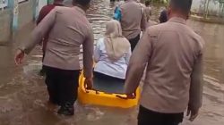 Tanggap Bencana Polres Pasuruan Dan BPBD Tangani Banjir di Winongan
