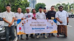 Satu Tahun Datacyber.id, Rayakan Ramadan dengan Berbagi 500 Takjil di Surabaya