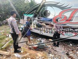 Polsek Kenjeran Perketat Patroli Pesisir Kenjeran, Warga Diminta Waspadai Cuaca Ekstrem dan Banjir Rob