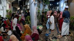 Penuh Khidmat dan Kepedulian Sosial, Ultah ke-29 Istri Pimpinan Redaksi Datacyber.id Dirangkai Launching Kejamrealita.net dan Santunan Anak Yatim