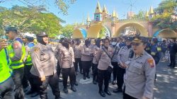 Polres Pelabuhan Tanjung Perak Kerahkan 696 Personel Amankan Pengesahan Warga Baru PSHT di Surabaya.