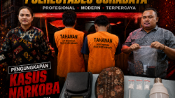 Satresnarkoba Polrestabes Surabaya Bekuk Dua pengedar, Bohlam Lampu jadi Tempat Sabu