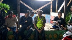 Babinsa Koramil 12/Eromoko Bersinergi dengan Linmas Jaga Keamanan Wilayah pada Malam Hari