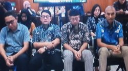 Ke Enam Terdakwa Kasus Korupsi Pelindo 3 Dan APBS Di Vonis 4 Tahun Lebih Tinggi Dari Tuntutan JPU