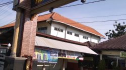 Nyaris Diamuk Warga di Gresik, Dua Oknum Polisi Diduga Peras Warga Terkait Judi Online