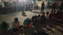 Polisi Gagalkan Rencana Tawuran Dua Kelompok di Jalan Kedung Cowek, 11 Remaja Diamankan