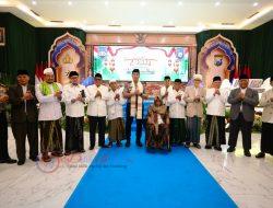 Kapolri Ajak Perkuat Sinergi Jaga Kamtibmas, Silaturahmi dengan Ulama se-Jatim