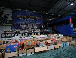 Polrestabes Surabaya Amankan 5.385 Botol Miras dalam Operasi KRYD
